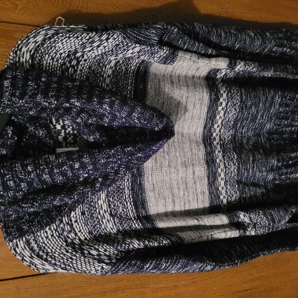 Vanity Large Navy Blue sweater